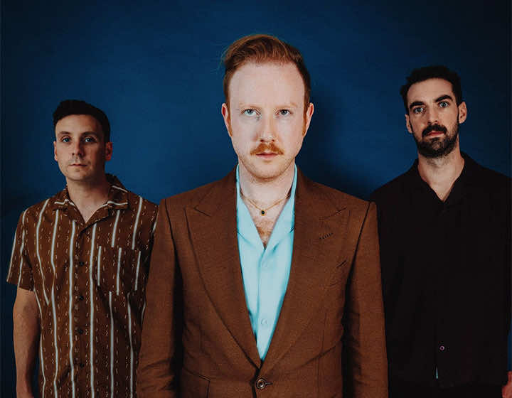 TWO DOOR CINEMA CLUB