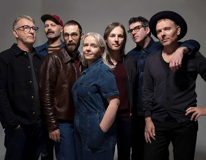 BELLE & SEBASTIAN