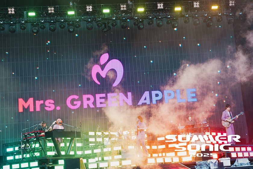 Mrs. GREEN APPLE | GALLERY | SUMMER SONIC 2025 Official Site